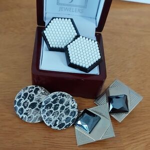 🔥5/$25 Lot 3 Pair Clip On Clip-on Earrings Black White Animal Print Vintage